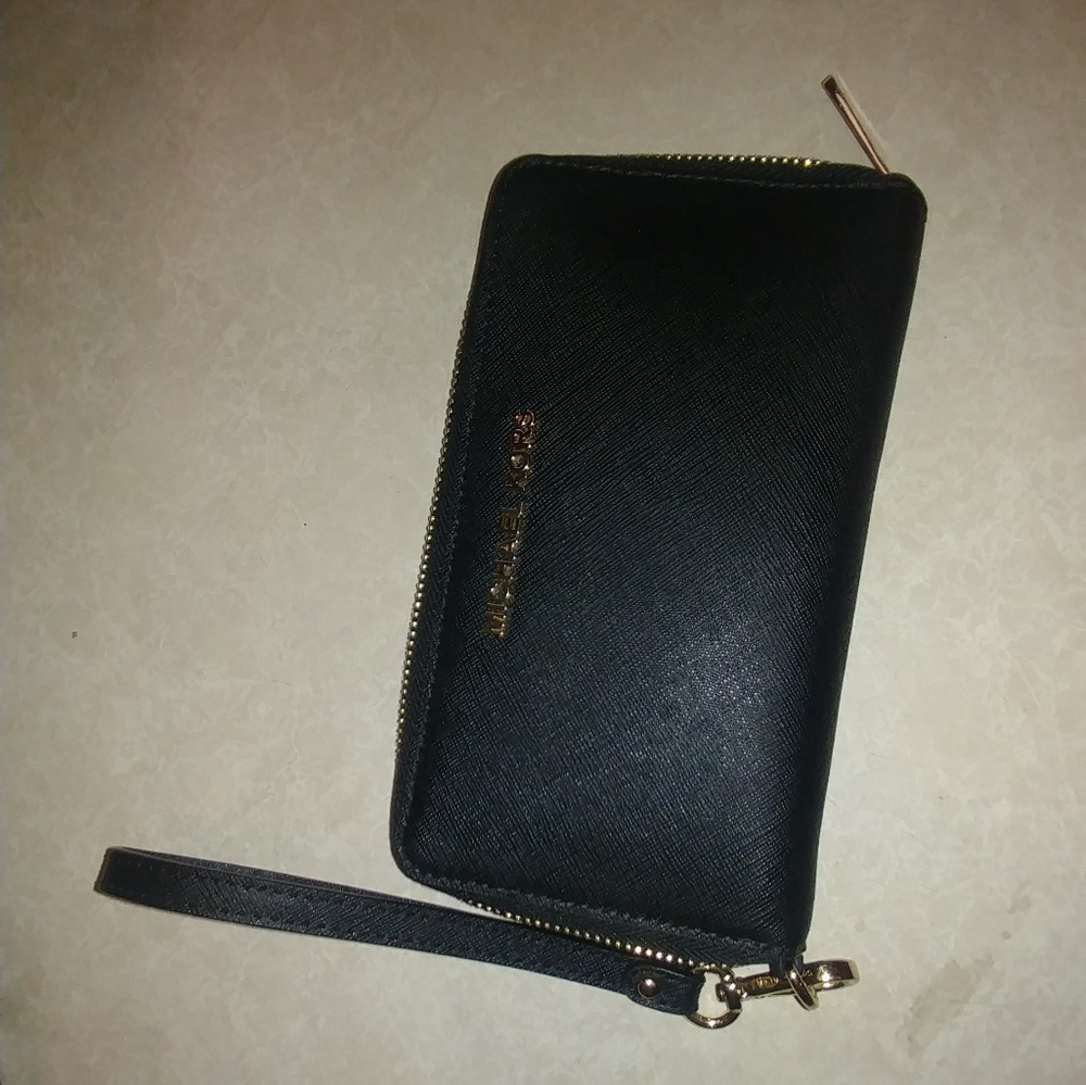 Michael Kors wallet